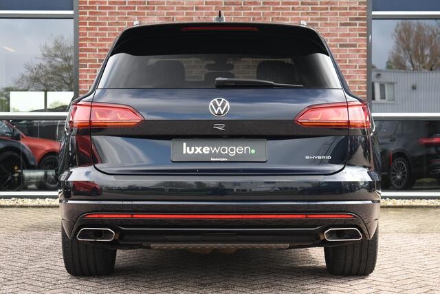 Volkswagen TOUAREG R 3.0 TSi eHybrid 4M Pano Trekh ACC Luchtvering