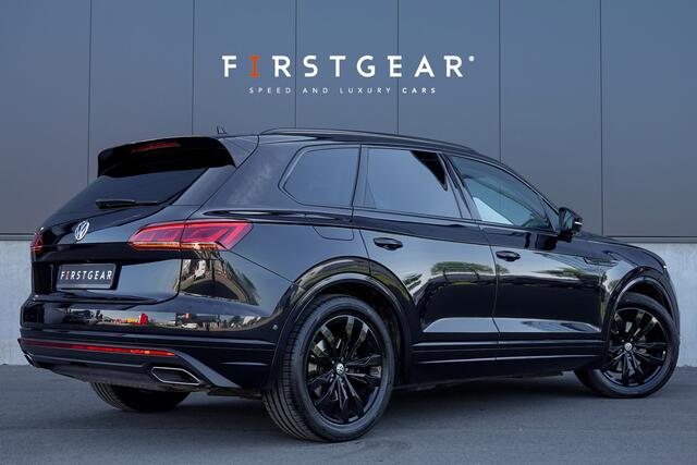 Volkswagen TOUAREG 3.0 TDI R-Line *Luchtvering / Vierwielbesturing / Stoel-ventilatie + massage / Panorama / Memory / HUD*