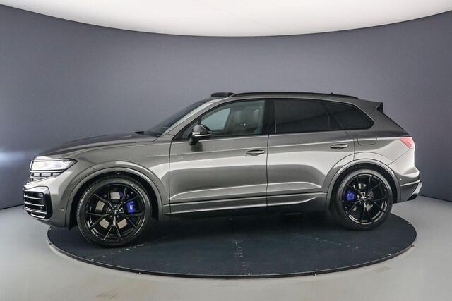 Volkswagen TOUAREG R 3.0 TSI eHybrid 462pk Tiptronic Trekhaak, Luchtvering, DYN audio, Lederen bekleding, Panoramadak, Head up display, Elektrische achterklep, Adaptive cruise control