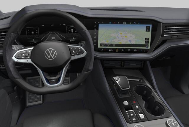 Volkswagen TOUAREG R Edition 3.0 eHybrid 340 kW / 462 pk SUV 8 versn. | Luchtvering | Soft Close | Trekhaak | HUD | 4 Motion | Dynaudio | Massagestoelen | 22" Velgen | Matte Lak |