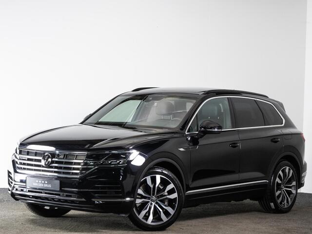 Volkswagen TOUAREG 3.0 TSI 381 PK eHybrid 4MOTION Elegance | LED Plus | Panoramadak | SoftClose | Head-Up | Nightvision | Trekhaak |