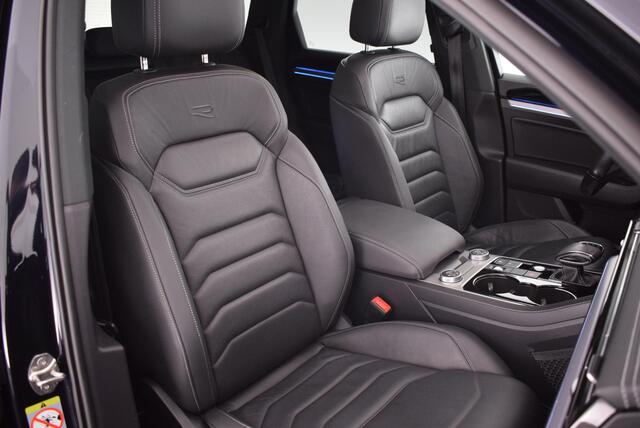 Volkswagen TOUAREG R 3.0 TSI 462pk 4MOTION R-Line Trekhaak Camera Keyless Luchtvering Virtual Cockpit Navigatie Panoramadak