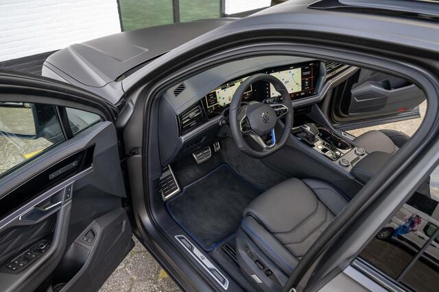 Volkswagen TOUAREG 3.0 TSI eHybrid R 4M Puglia MATLAK DynAudio