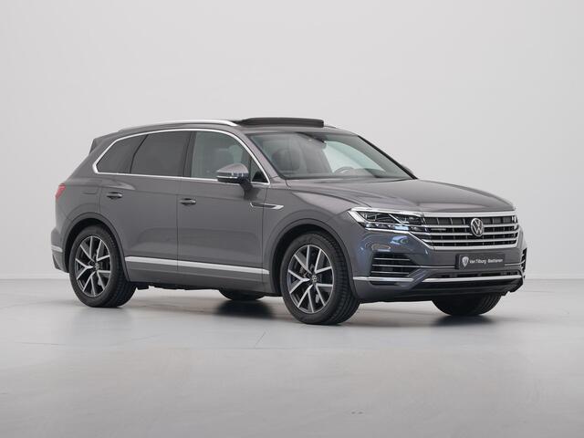 Volkswagen TOUAREG 3.0 TSi eHybrid 4MOTION Elegance Panorama Luchtvering Camera Leder