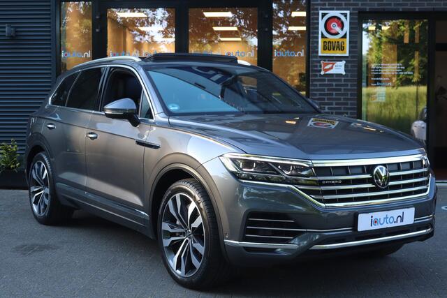 Volkswagen TOUAREG 3.0 TSi eHybrid Atmosphere Pano/Puglia leder/IQ.Light/360/Massage/21"Suzuka/Keyless/Luchtvering/Dynaudio/Trekhaak wegkl.