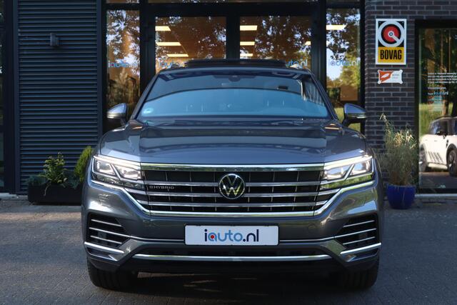 Volkswagen TOUAREG 3.0 TSi eHybrid Atmosphere Pano/Puglia leder/IQ.Light/360/Massage/21"Suzuka/Keyless/Luchtvering/Dynaudio/Trekhaak wegkl.