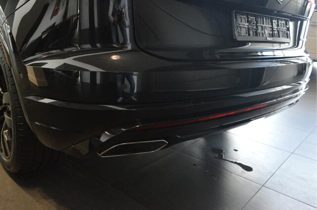 Volkswagen TOUAREG 3.0 TSi eHybrid R 4MOTION leer pano head up lucht 21 inch !!