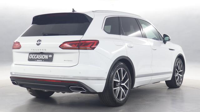 Volkswagen TOUAREG 3.0 TSI eHybrid 381pk PHEV 4MOTION Elegance / Panoramadak / Luchtvering / iQ Light