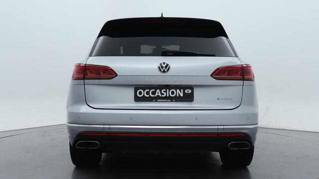 Volkswagen TOUAREG 3.0 TSi 381pk eHybrid 4MOTION PHEV / Nachtzicht Luchtvering Leder Panoramadak