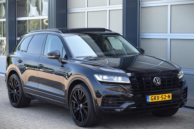 Volkswagen TOUAREG 3.0 TSi eHybrid 4MOTION Panodak | Head-Up Display | ACC | 360° camera | Luchtvering