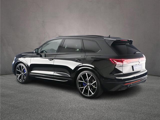 Volkswagen TOUAREG R 3.0 TSI eHybrid 462pk Tiptronic Panoramadak, Luchtvering, Lederen bekleding, Head up display, DYN Audio, Adaptive cruise control, Achteruitrijcamera
