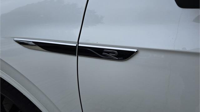Volkswagen TOUAREG 3.0 TSi 4MOTION R + PANO DAK + MATRIX + DYNAUDIO + VOL OPTIES