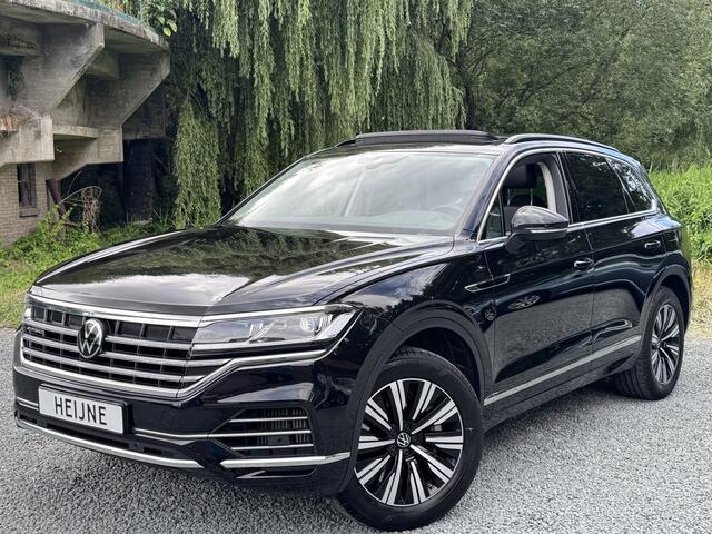 Volkswagen TOUAREG 3.0 TSi E-HYBRID 4MOTION ELEGANCE CAMERA/PANORAMADAK/TREKHAAK