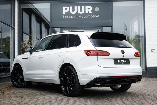 Volkswagen TOUAREG 3.0 TSi 4MOTION R Pano - DynAudio - Trekhaak - 360view
