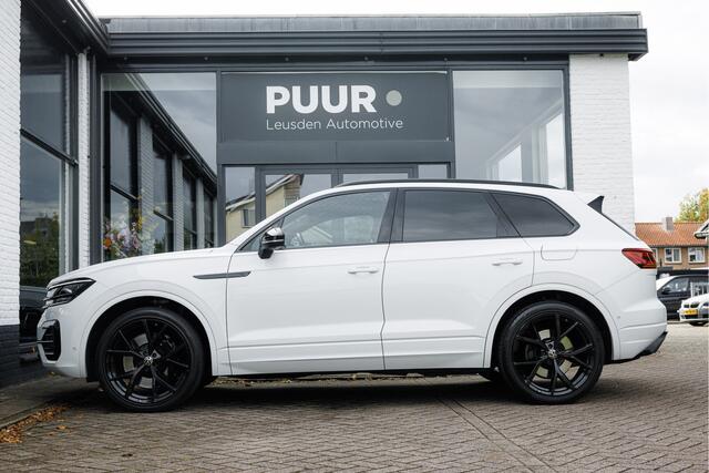 Volkswagen TOUAREG 3.0 TSi 4MOTION R Pano - DynAudio - Trekhaak - 360view