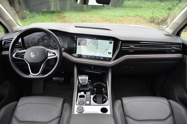 Volkswagen TOUAREG 3.0 TSi eHybrid ATMOSPHERE 4MOTION CAMERA/TREKHAAK/HEAD-UP/PANORAMADAK
