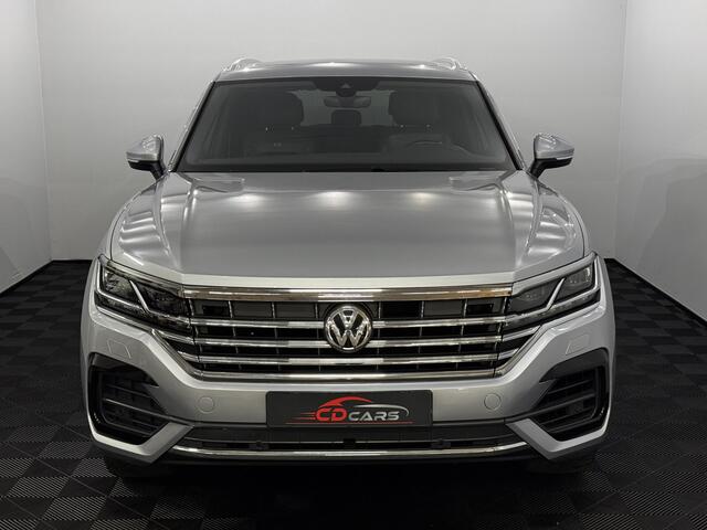 Volkswagen TOUAREG 3.0 TDI R-Line Pano, Leder, camera, Navi, Elektrische achterklep, Stoelverwarming, Trekhaak, Keyless start
