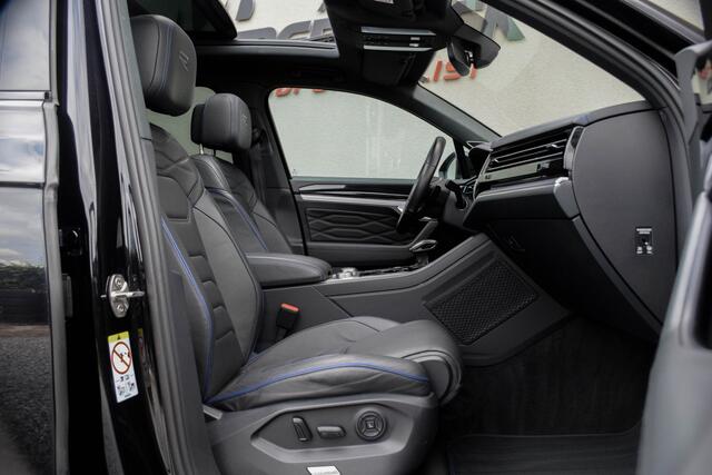 Volkswagen TOUAREG 3.0 TSI eHybrid 4MOTION R / Puglia/ Luchtvering/ Standkachel/ Panoramadak/ Trekhaak