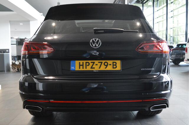 Volkswagen TOUAREG 3.0 TSi eHybrid R 4Motion leer pano head up 21 inch !!