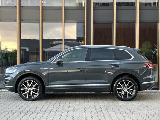 Volkswagen TOUAREG 3.0 V6 | Grijs kenteken | Luchtvering | Trekhaak | Camera |