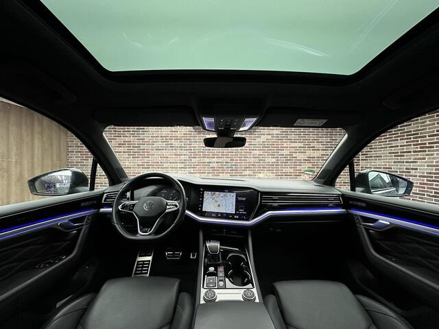 Volkswagen TOUAREG R 3.0 TSi 4MOTION | Puglia| Dak| Massage| Luchtvering| BTW auto|
