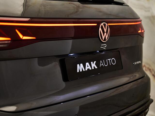 Volkswagen TOUAREG R V6 eHybrid 4Motion, pano, tr.haak, Dynaudio, 22'', luchtv., matrix-LED, memory, HUD, keyless, ACC, privacy