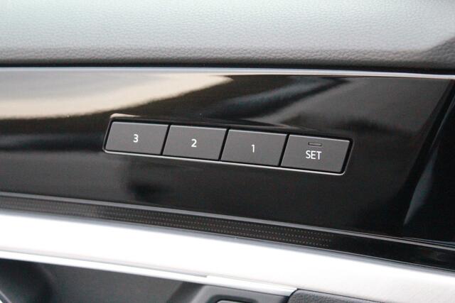 Volkswagen TOUAREG 3.0 TSi eHybrid 4MOTION | Pano | Trekhaak | Memory |