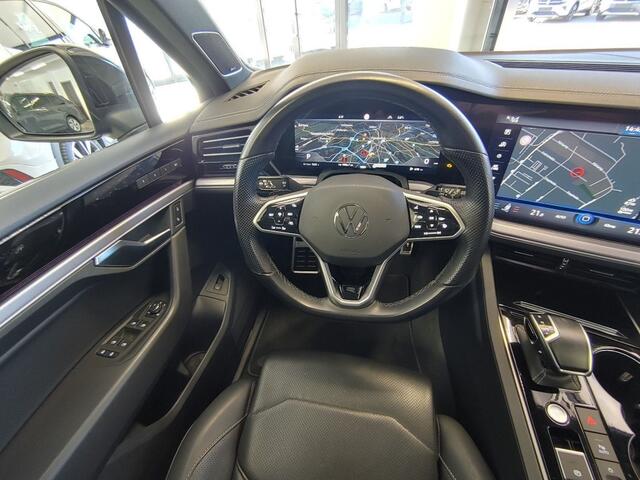 Volkswagen TOUAREG 3.0 TDI DSG R-LINE 4MOTION PANO-DAK/TREKHAAK/CAMERA/CARPLAY/ACC