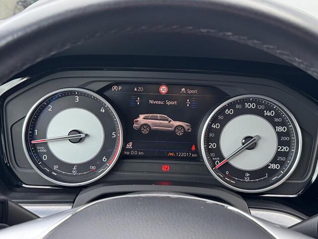 Volkswagen TOUAREG 3.0 TDI R-Line V6 | Grijs kenteken | 3500 kg Trekgewicht | Luchtvering | Trekhaak