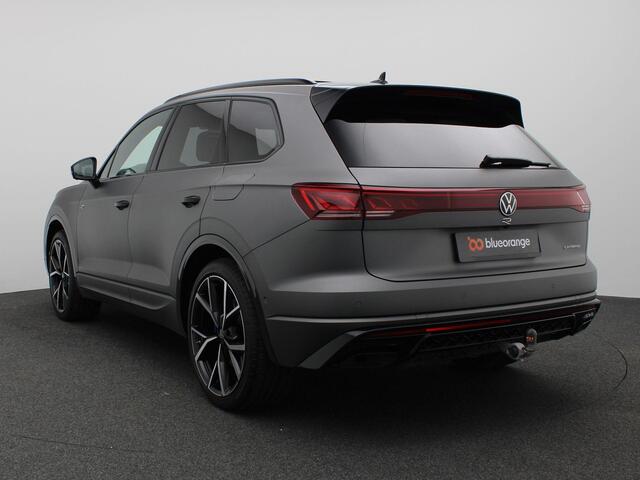 Volkswagen TOUAREG 3.0 TSi eHybrid 4MOTION R Edition 463PK Aut. Trekhaak, 22" LM Velgen, Pano-Schuifdak, Puglia Leder, 360gr. Camera, Stoelverwarming & Koeling, Memorystoel, Servosluiting, Head-Up Display