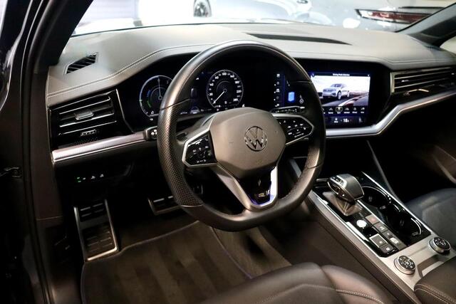 Volkswagen TOUAREG 3.0 TSi eHybrid R 4M PANO|TrkHk|22''