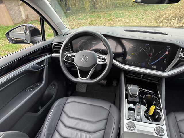 Volkswagen TOUAREG 3.0 TSi eHybrid ELEGANCE 4MOTION HEAD-UP/LEDER/PANORAMADAK