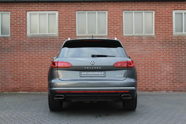 Volkswagen TOUAREG 3.0 TSi eHybrid 4MOTION | Pano | Trekhaak | Memory |