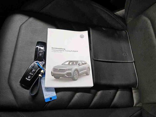 Volkswagen TOUAREG 3.0 TSi eHybrid 4MOTION | Wordt verwacht | Trekhaak | DYNAudio | Keyless | Leer