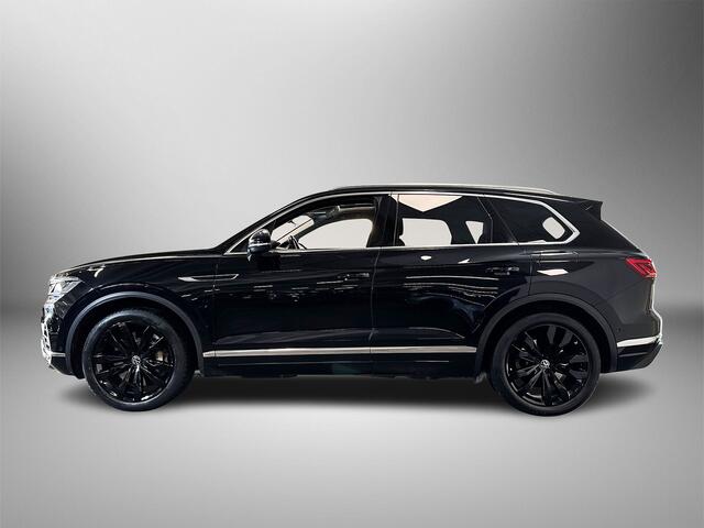 Volkswagen TOUAREG 3.0 340pk TSi eHybrid Elegance 4MOTION Trekhaak (elektrisch uitklapbare trekhaak) | Achteruitrijcamera (Rear View) | Voorstoelen verwarmbaar