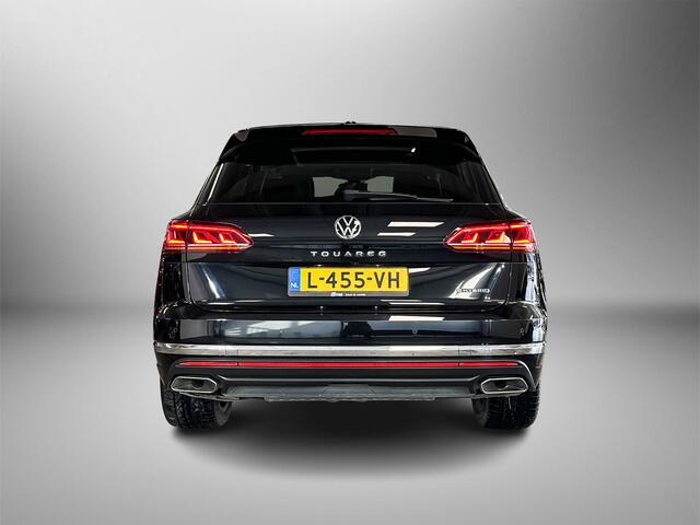 Volkswagen TOUAREG 3.0 340pk TSi eHybrid Elegance 4MOTION Trekhaak (elektrisch uitklapbare trekhaak) | Achteruitrijcamera (Rear View) | Voorstoelen verwarmbaar