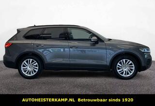 volkswagen-touareg-3.0-tdi-grijs-ke