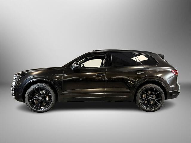 Volkswagen TOUAREG 3.0 462pk TSi 4MOTION R Velgen ' Suzuka zwart', 21 inch lichtmetaal | Navigatie-apparaat Premium | Trekhaak, elektrisch zwenkbaar