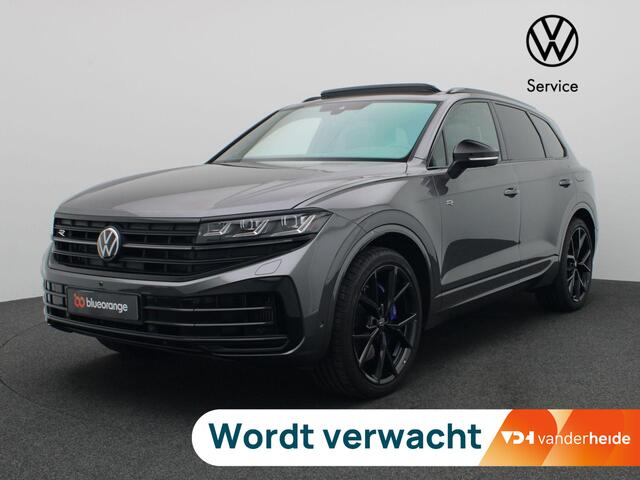 Volkswagen TOUAREG 3.0 TSi eHybrid 4MOTION R Final Edition 463PK DSG matrix led, trekhaak, panoramadak, 360gr. camera, leder, luchtvering, keyless, stuur-stoelverwarming, Dynaudio, head-up display, 22" lichtmetaal