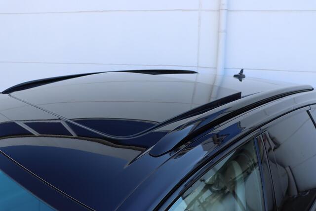 Volkswagen TOUAREG 3.0 TSI eHybrid 4Motion Elegance Black Style 380pk