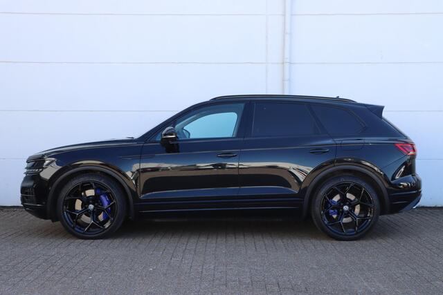 Volkswagen TOUAREG 3.0 TSI eHybrid 4Motion Elegance Black Style 380pk