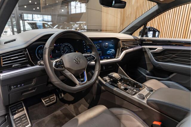 Volkswagen TOUAREG R eHybrid Massage Stoelventilatie Pano Leder 3.0 TSi eHybrid 4MOTION R