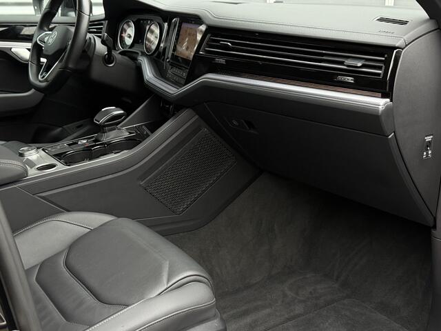 Volkswagen TOUAREG 3.0 TDI R-Line I Aut. I Grijs Kenteken I Leder I Navi I 56000 km