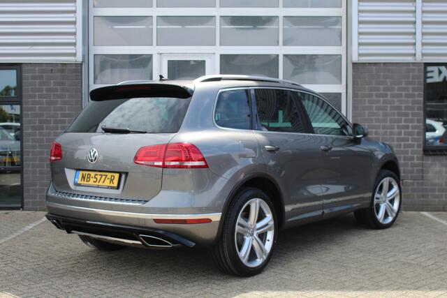 Volkswagen TOUAREG 3.0 TDI R-line / Panoramadak / Dynaudio / 360 Camera
