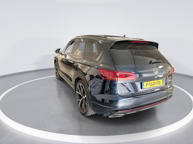 Volkswagen TOUAREG 3.0 TSI 462pk DSG 4MOTION R-Line · Camera · Luchtvering · Panoramadak · Wegklapbare Trekhaak · Keyless · Elek. Achterklep · Leder · Apple/Android Car Play ·