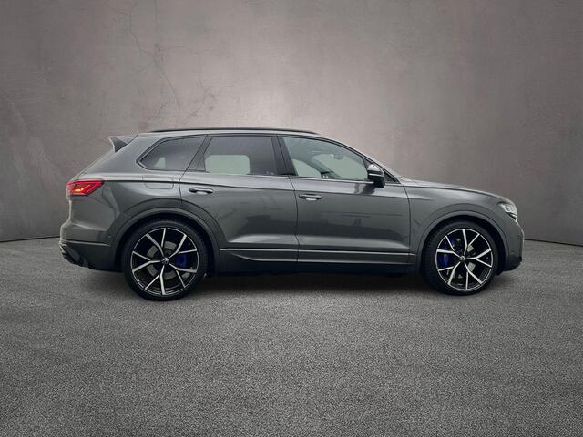 Volkswagen TOUAREG R 3.0 TSI eHybrid 462pk Tiptronic Trekhaak, Head up display, Luchtvering, DYN audio, Adaptive cruise control, Lederen bekleding, Panoramadak