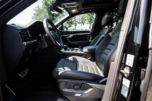 Volkswagen TOUAREG 3.0 TSi eHybrid 4MOTION R-LINE