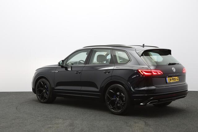Volkswagen TOUAREG 3.0 TDI 286 PK R-Line, Luchtvering, Trekhaak, Panoramadak, Adap. Cruise Control