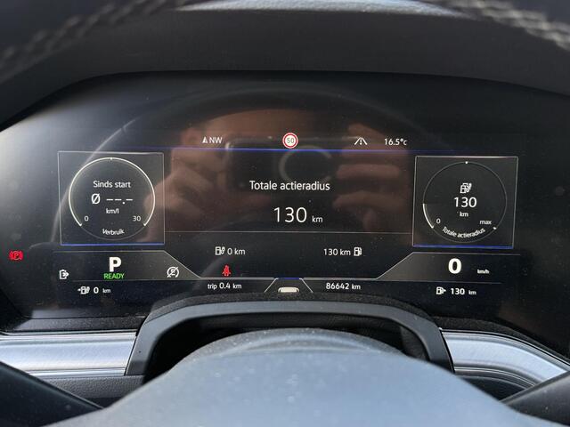 Volkswagen TOUAREG 3.0 TSi eHybrid 4MOTION 20"/Panoramadak/Trekhaak/Luchtvering/Leder/Stuur + voorruit + stoelverwarming v+a/Dodehoek/Adaptieve cruise