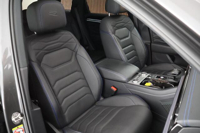 Volkswagen TOUAREG R 3.0 TSI 462pk eHybrid 4MOTION Trekhaak 360Camera Luchtvering Head-Up Leder Panoramadak Keyless Navigatie